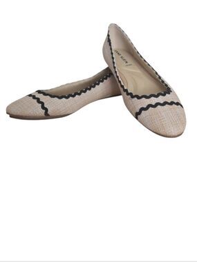 Anne Klein Woven Lux Flat 7.5 NWOT